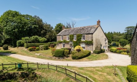 7 Bed in Shebbear