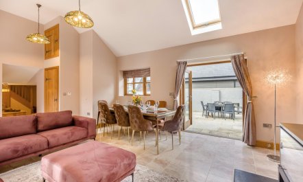 1 Bed in Mydroilyn 7