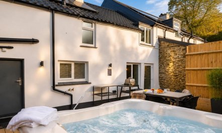 3 Bed in Looe 1