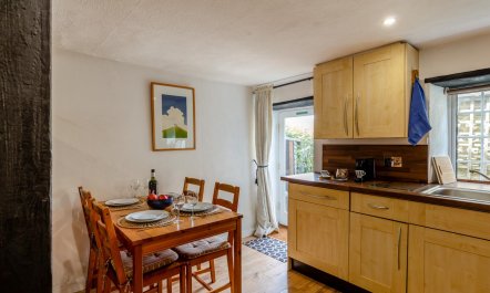 3 Bed in Eype 6