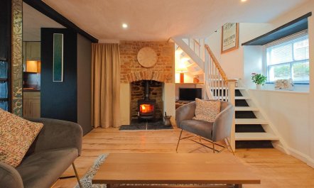 3 Bed in Eype 3