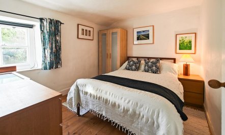 3 Bed in Eype 7