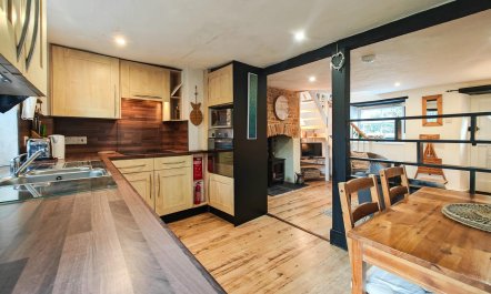 3 Bed in Eype 5