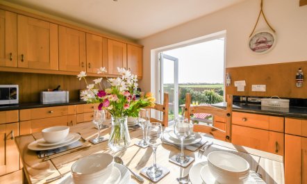3 Bed in Pen Y Cwm 7