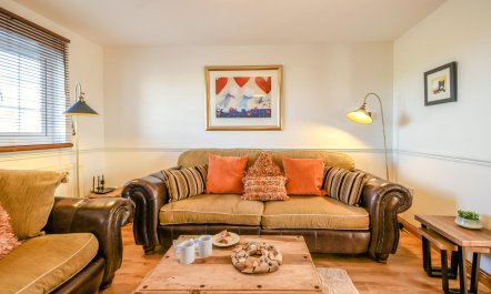 3 Bed in Pen Y Cwm 5