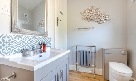 2 Bed in Stoney Middleton 7