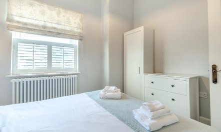 2 Bed in Stoney Middleton 9