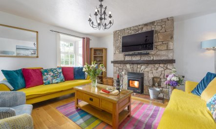 5 Bed in North Sunderland 1