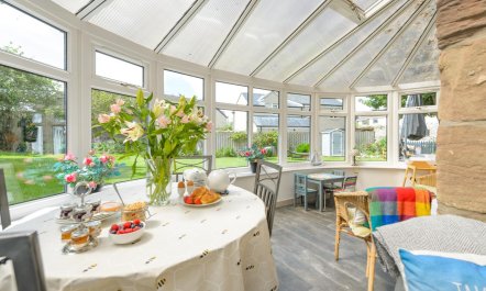 5 Bed in North Sunderland 9