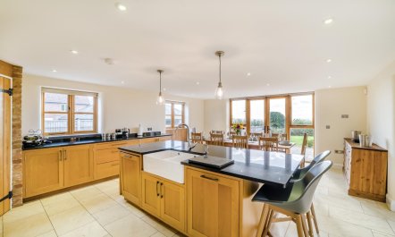 5 Bed in Langport 6