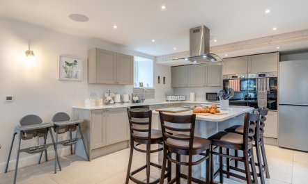 8 Bed in Buxton 9