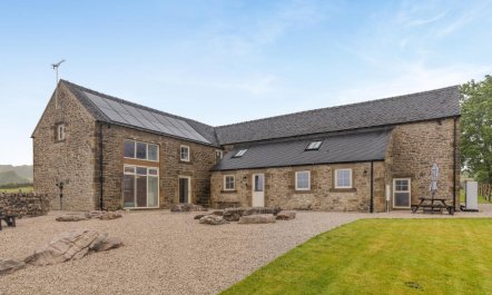 8 Bed in Buxton