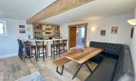8 Bed in Biggin 4