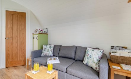 1 Bed in Marden 7