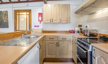 2 Bed in Smallburgh 7