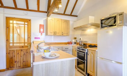 2 Bed in Smallburgh 8