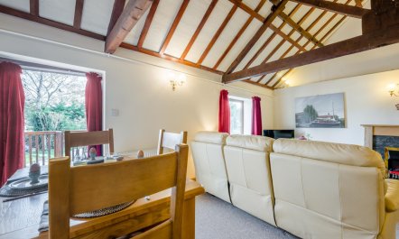 2 Bed in Smallburgh 5