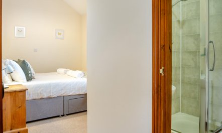 3 Bed in Whitwell 9