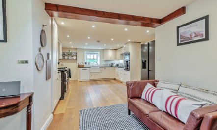 4 Bed in Ellonby 7