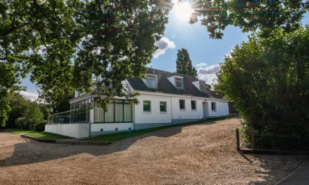 5 Bed in Seaview