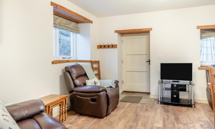 2 Bed in Whitwell 5