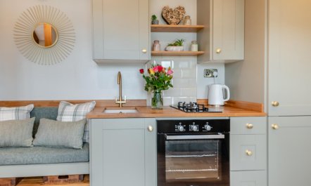 1 Bed in Hawton 7