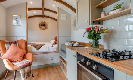 1 Bed in Hawton 4