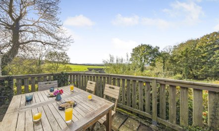 3 Bed in Moylegrove 3
