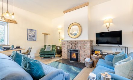 3 Bed in Moylegrove 1