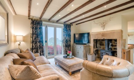 2 Bed in Ashover 1