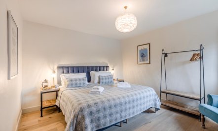 2 Bed in Moylegrove 3