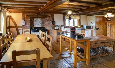 6 Bed in Warton 6