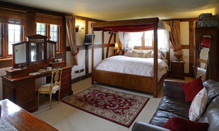 6 Bed in Warton 9