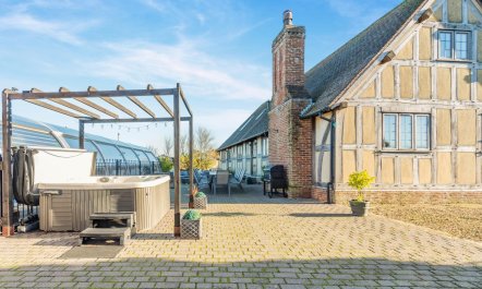 6 Bed in Warton 3