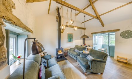 2 Bed in Moylegrove 5