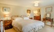 3 Bed in Calbourne 7