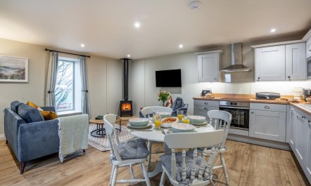 2 Bed in Castleton 7