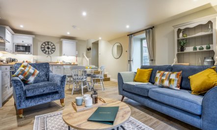 2 Bed in Castleton 2