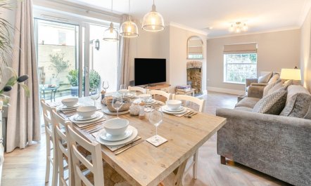 2 Bed in Northam 1