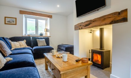 5 Bed in Cynllwyd Uchaf 4