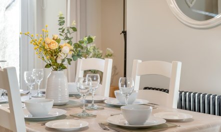 3 Bed in Mumbles 9