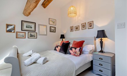 7 Bed in Tansley 9