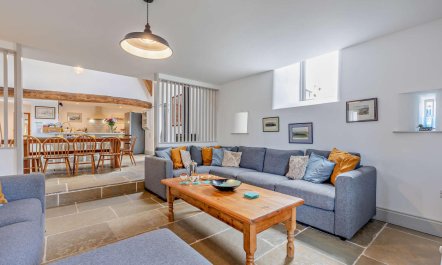 7 Bed in Tansley 4