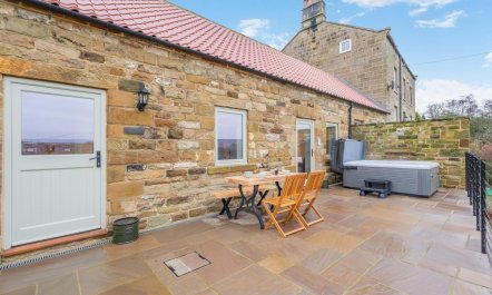2 Bed in Castleton 4