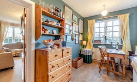 2 Bed in South Cove 3