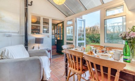 2 Bed in South Cove 4