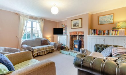 2 Bed in South Cove 1