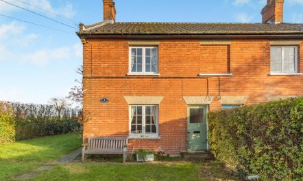 2 Bed in South Cove