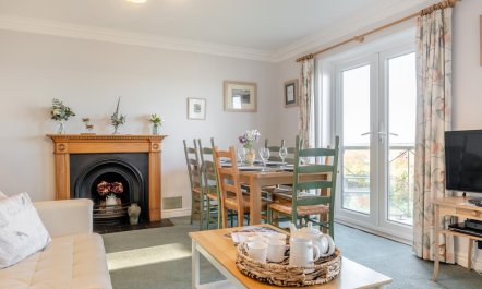 3 Bed in Norton 1