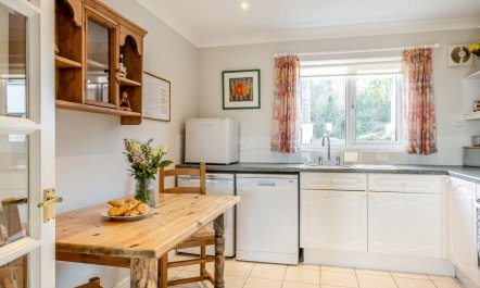 3 Bed in Norton 8